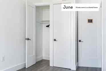 2 BR in New York City