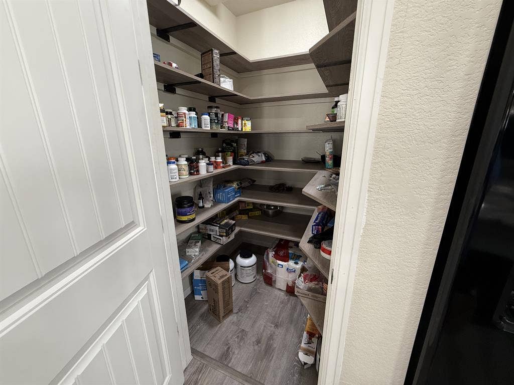 Professional/Luxury Room in GVR