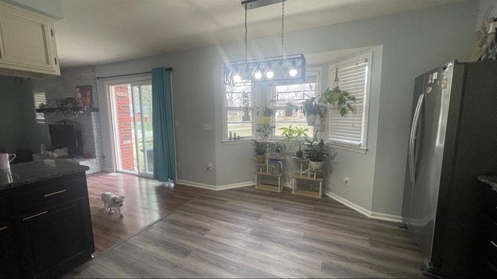 Need a roommate asap!