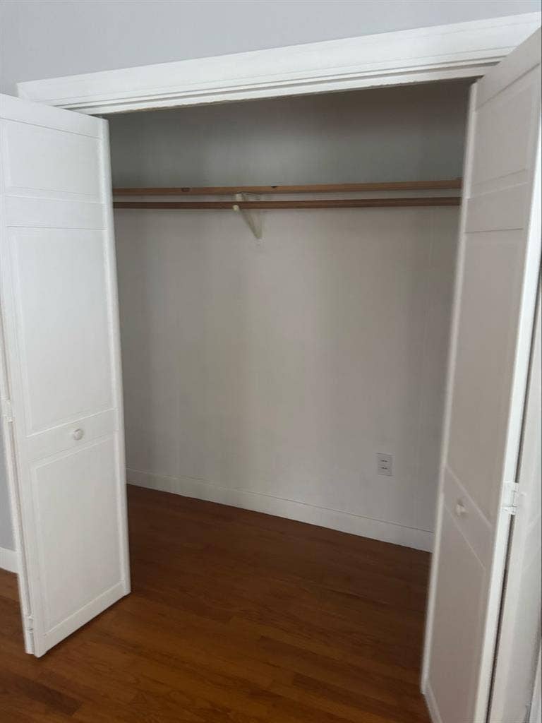 Downtown Bristol Apartment