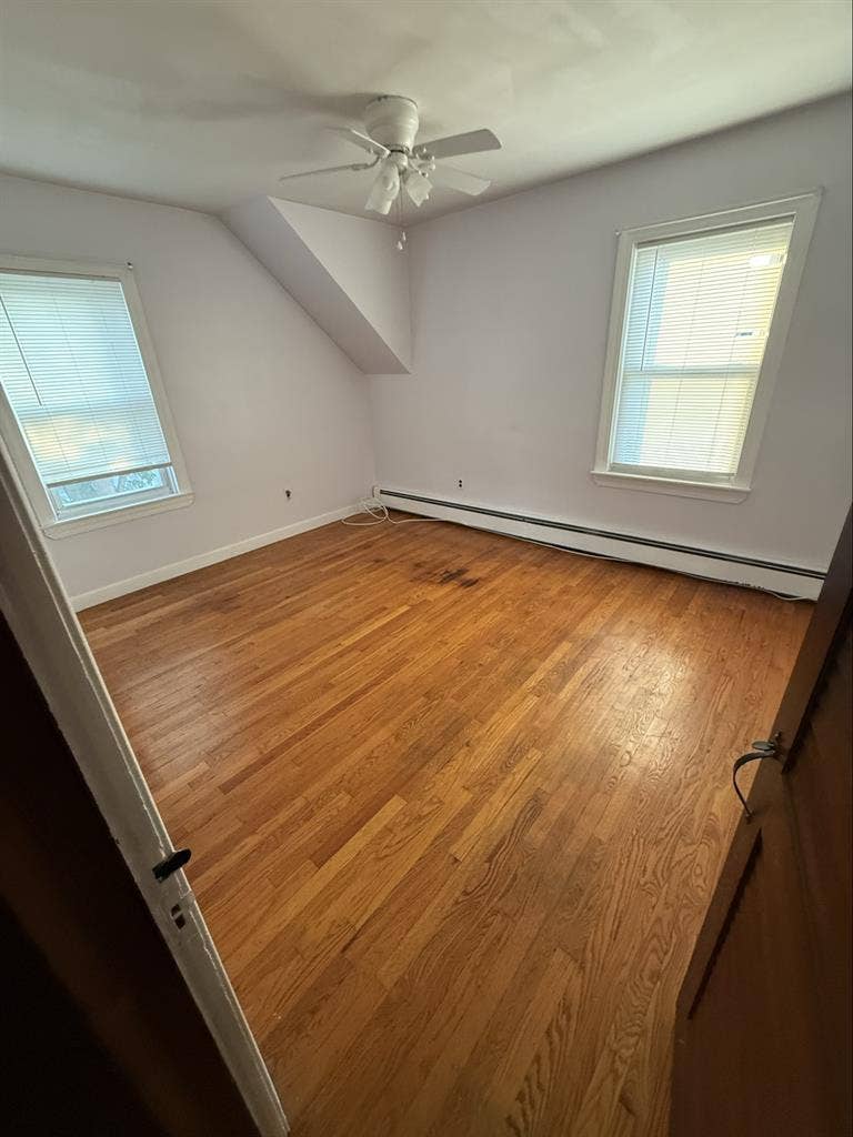 Downtown Bristol Apartment