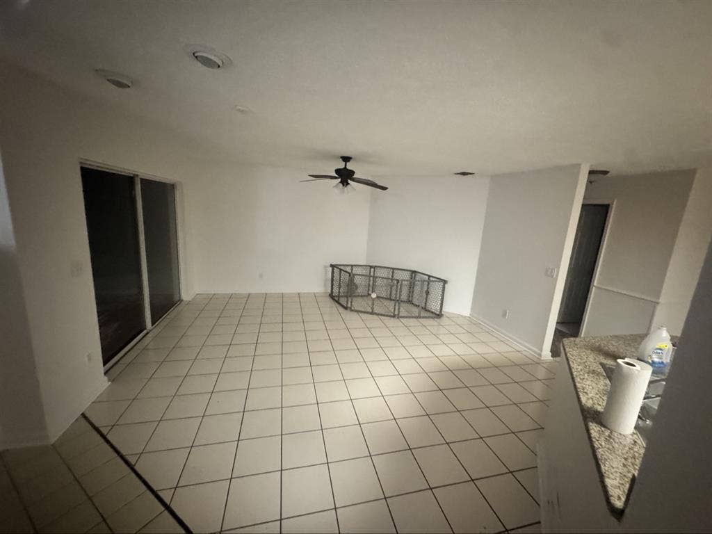 Looking for two roommates