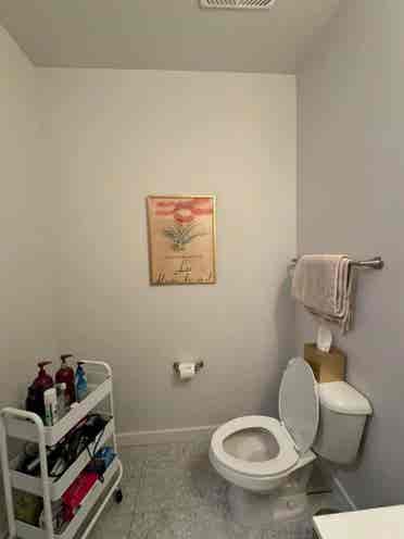 Charming Private Studio Apartment