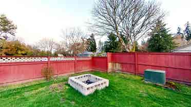 3 BR in Beaverton