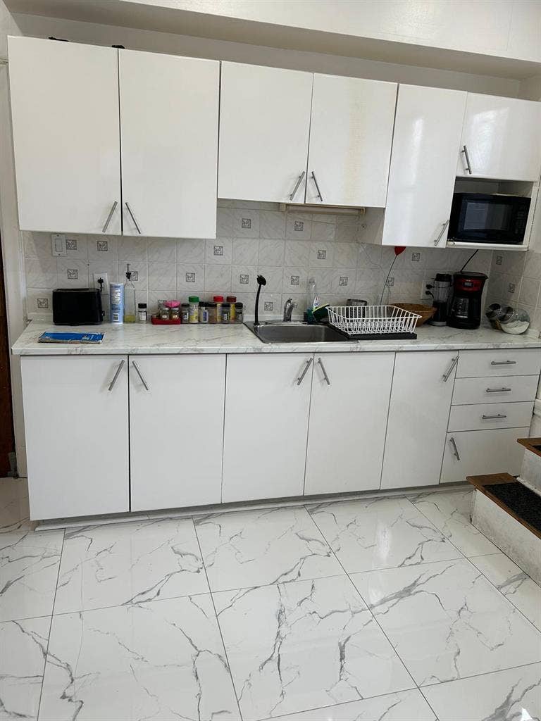 Furnished room near university B