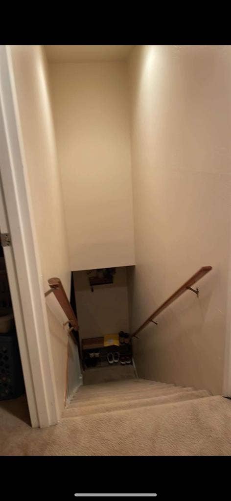 room for rent w/shared bathrooom