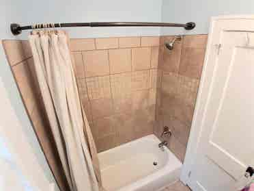 Luxurious, safe, quiet rental Rooms