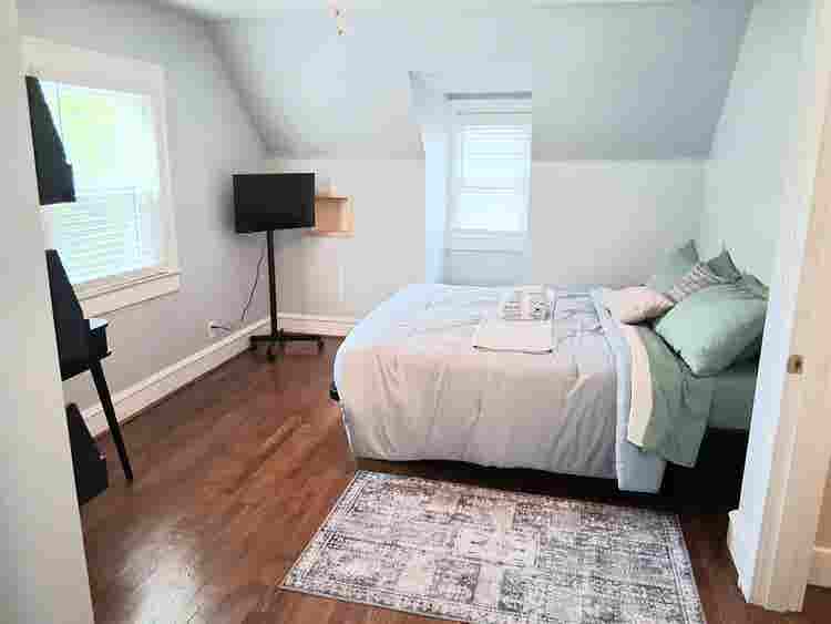 Luxurious, safe, quiet rental Rooms