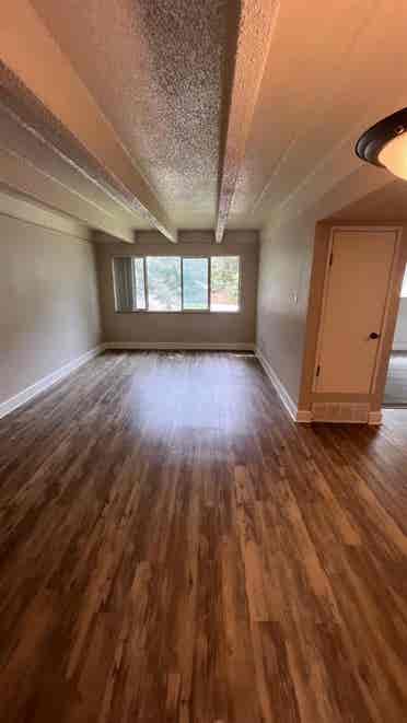 Seeking ASAP roommate - June/July