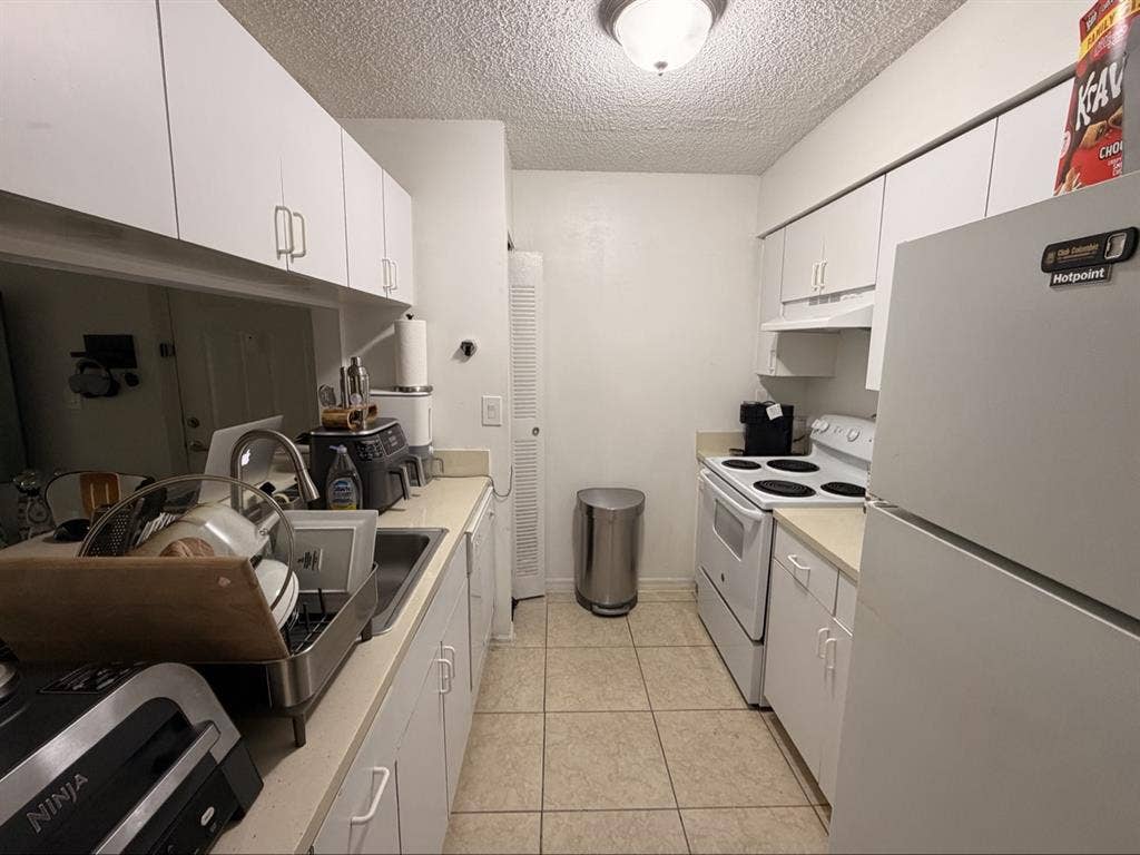 🌴 Room Near Aventura & Beach 🌴