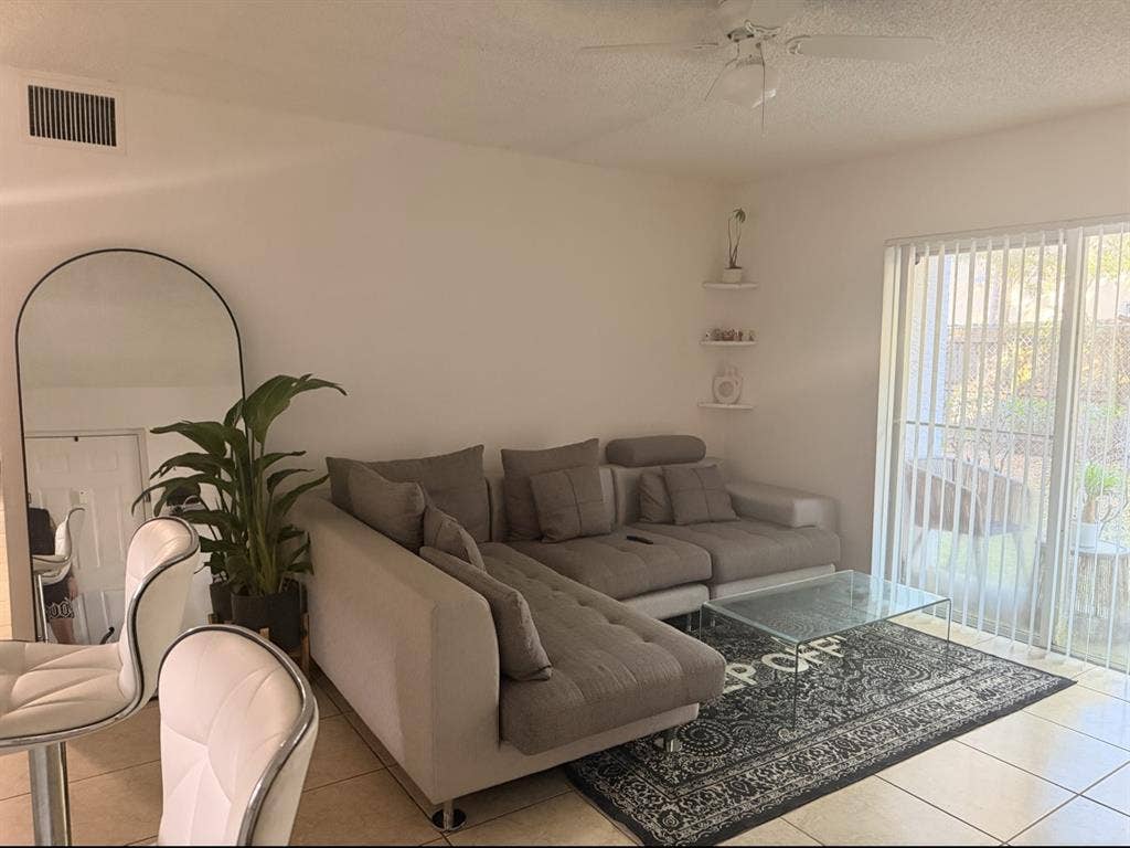 🌴 Room Near Aventura & Beach 🌴