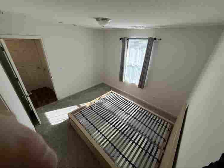 Nice room with walk-in closet.