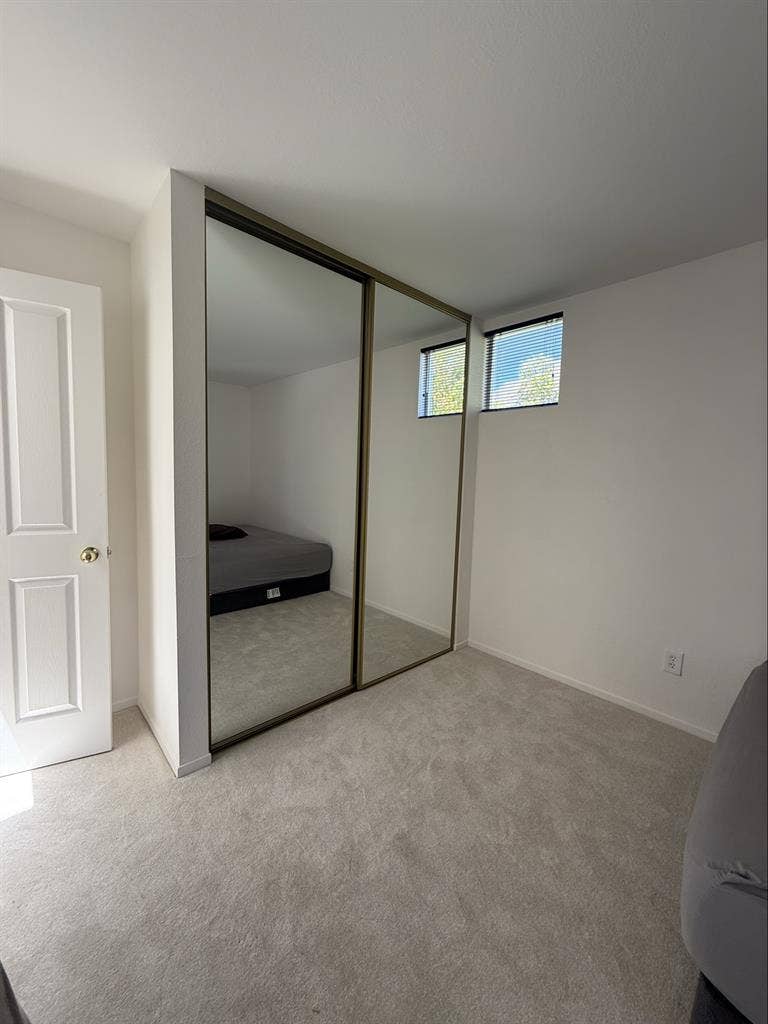 2 Bedrooms for Rent in Cozy 3B Home
