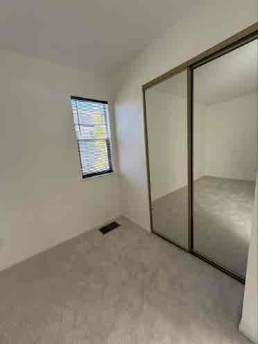 2 Bedrooms for Rent in Cozy 3B Home