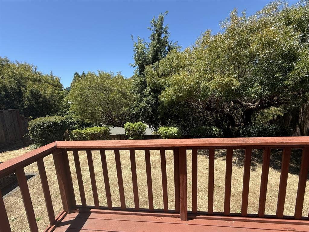 2 Bedrooms for Rent in Cozy 3B Home