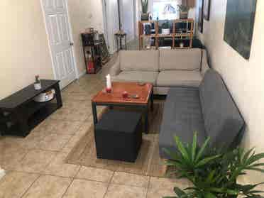 Room in -INCL UTILITIES