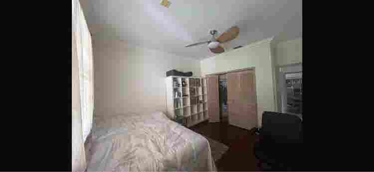 Comfy room, beautiful property.