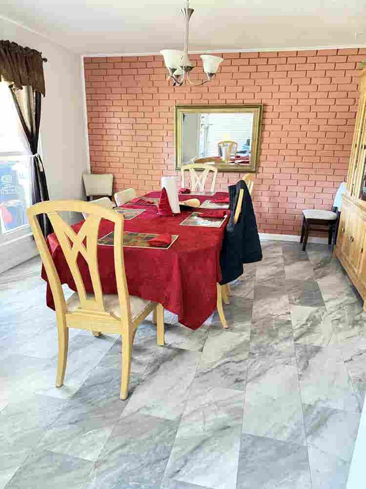 Nice clean room in respectful home