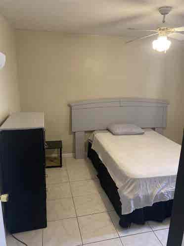 Roommates needed 4 bdrm available