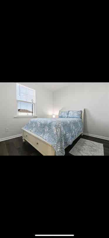 3 Bedrooms for Rent!