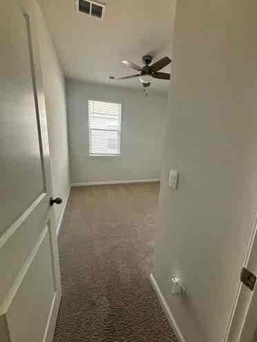 3 Bedrooms for Rent!