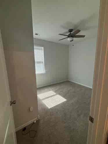 3 Bedrooms for Rent!
