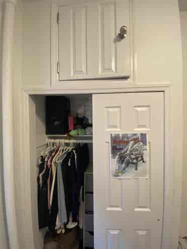 Room in Carnegie Hill Apt!