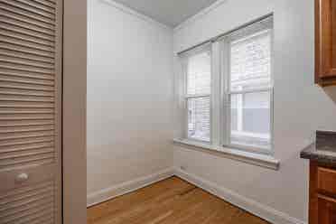 🛏️ 2BR Apt in Rogers Park