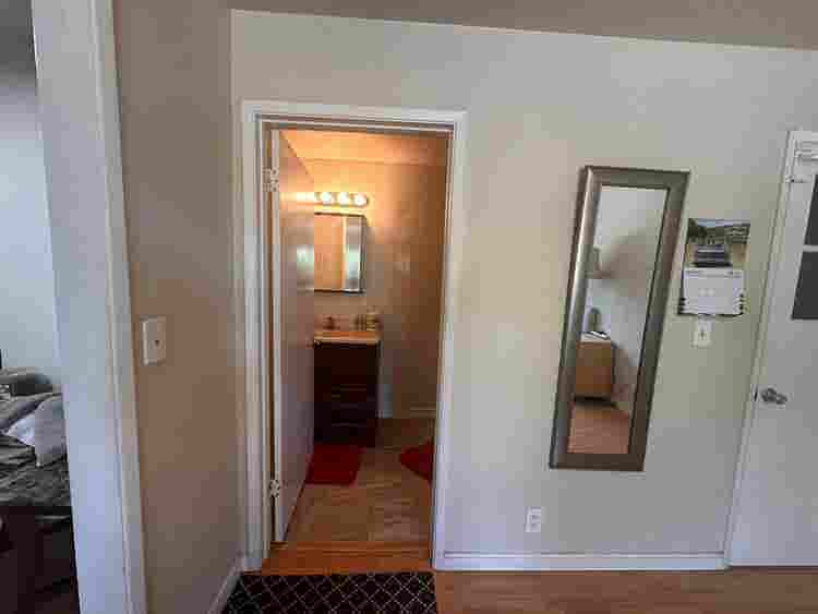 Single Room with Private Bathroom