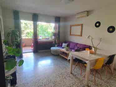 Habitación exterior en eixample