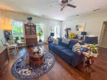 James Island Room Available!