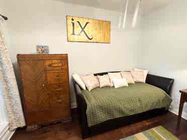James Island Room Available!