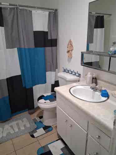 Share Room Rental