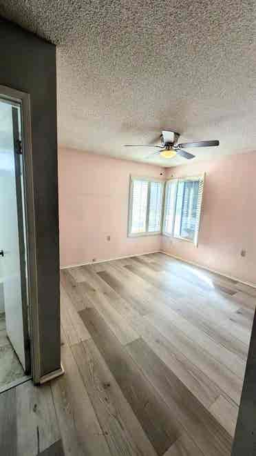 Private Bath? Yes! +Room for Rent