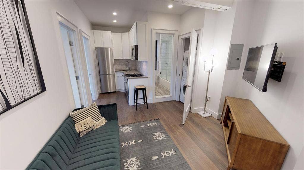 1 BR in New York