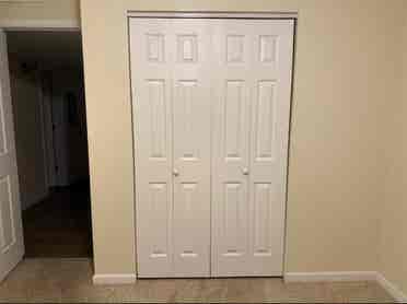 Looking for 3rd female roommate!