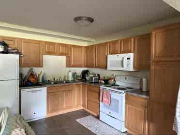 Looking for 3rd female roommate!