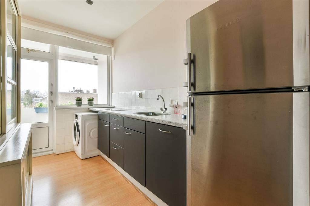 Spacious Room In Amsterdam Zuid