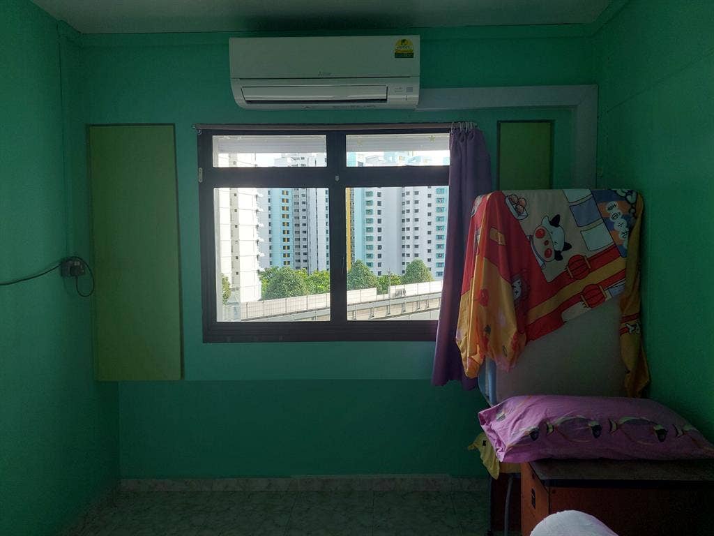1 common room for rent