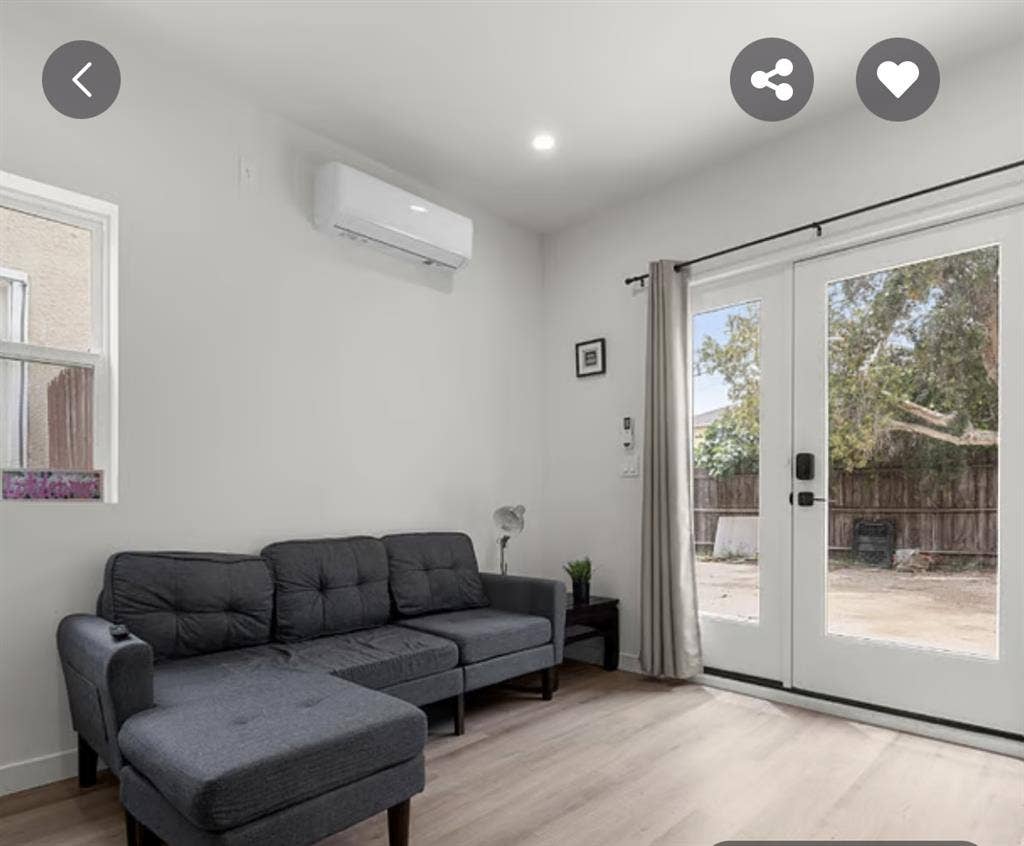 1 bedroom ADU Furnished-Pet allowed