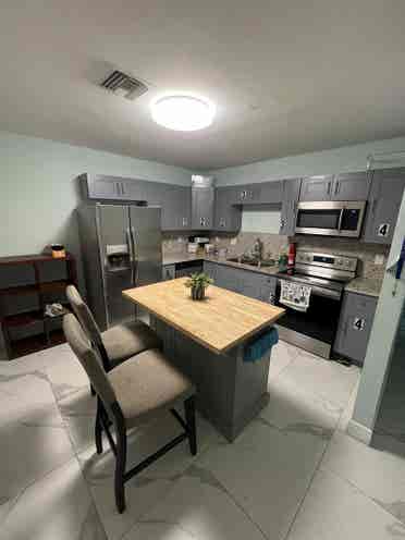 I RENT FURNITURE ROOM