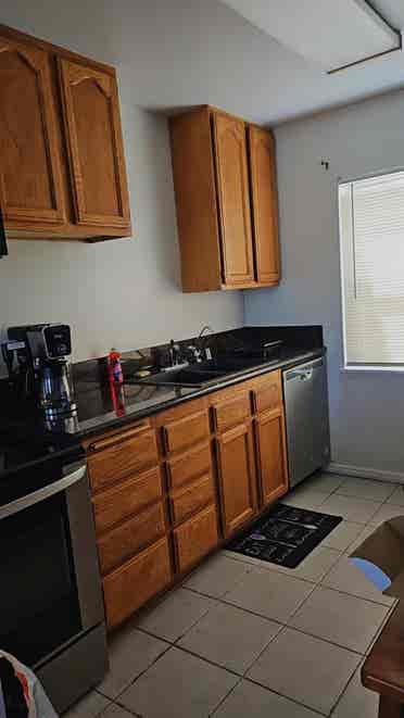 🌸 Peaceful Room for Rent $