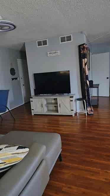 🌸 Peaceful Room for Rent $
