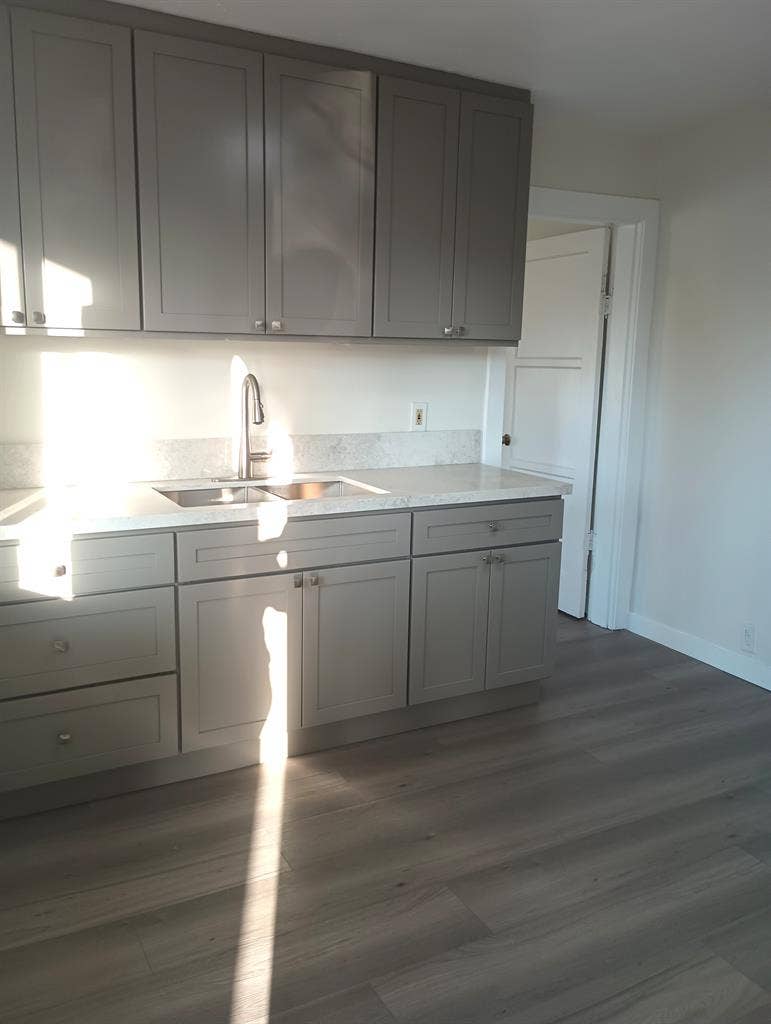 Remodeled Two Bedrooms Apartment