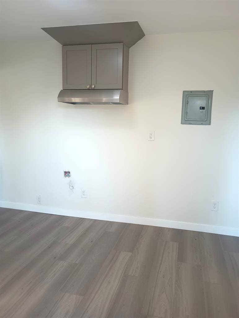 Remodeled Two Bedrooms Apartment