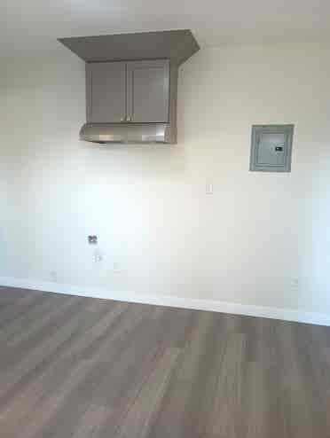 Remodeled Two Bedrooms Apartment