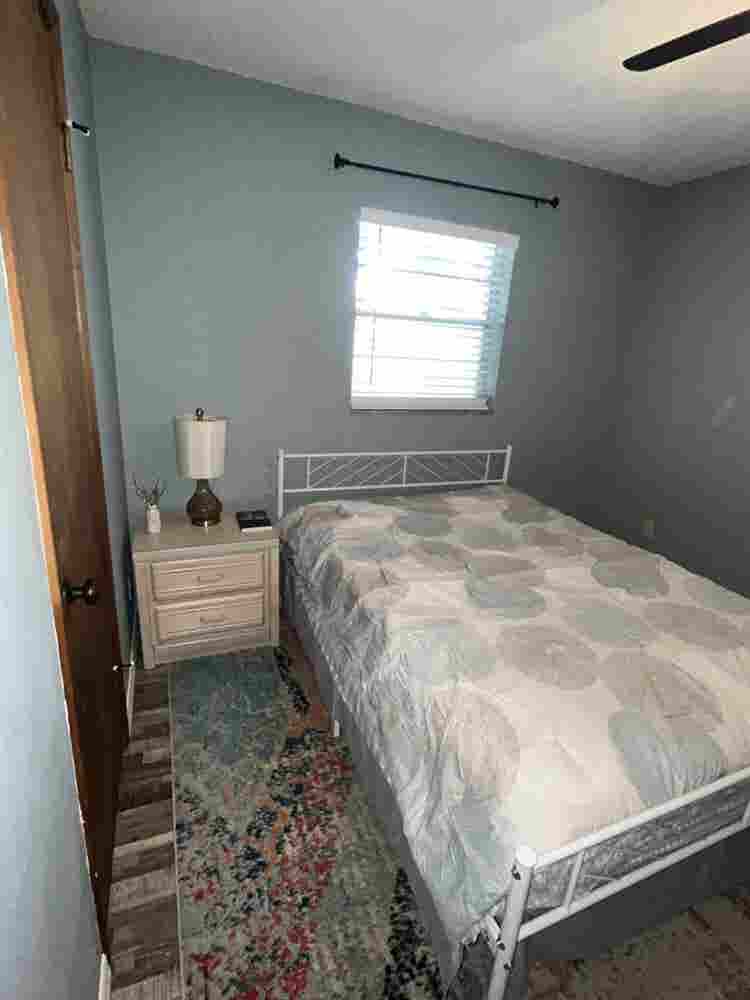 Quiet room on a horse property 😍