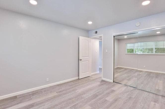 Re-modeled, spacious 1 bd in Apt.