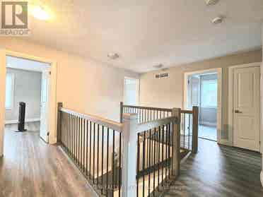 Female student rental  bath