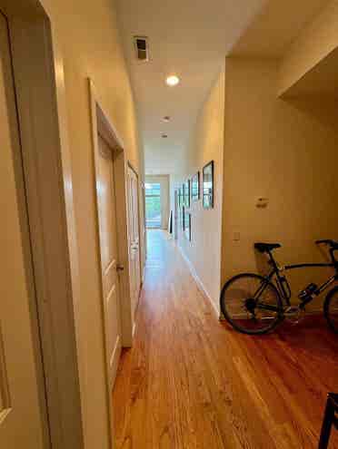 Room/Lease available starting